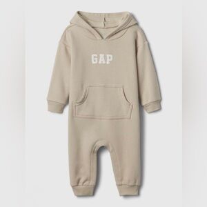GAP Baby Logo One-Piece | Beige | Gender Neutral 🤍